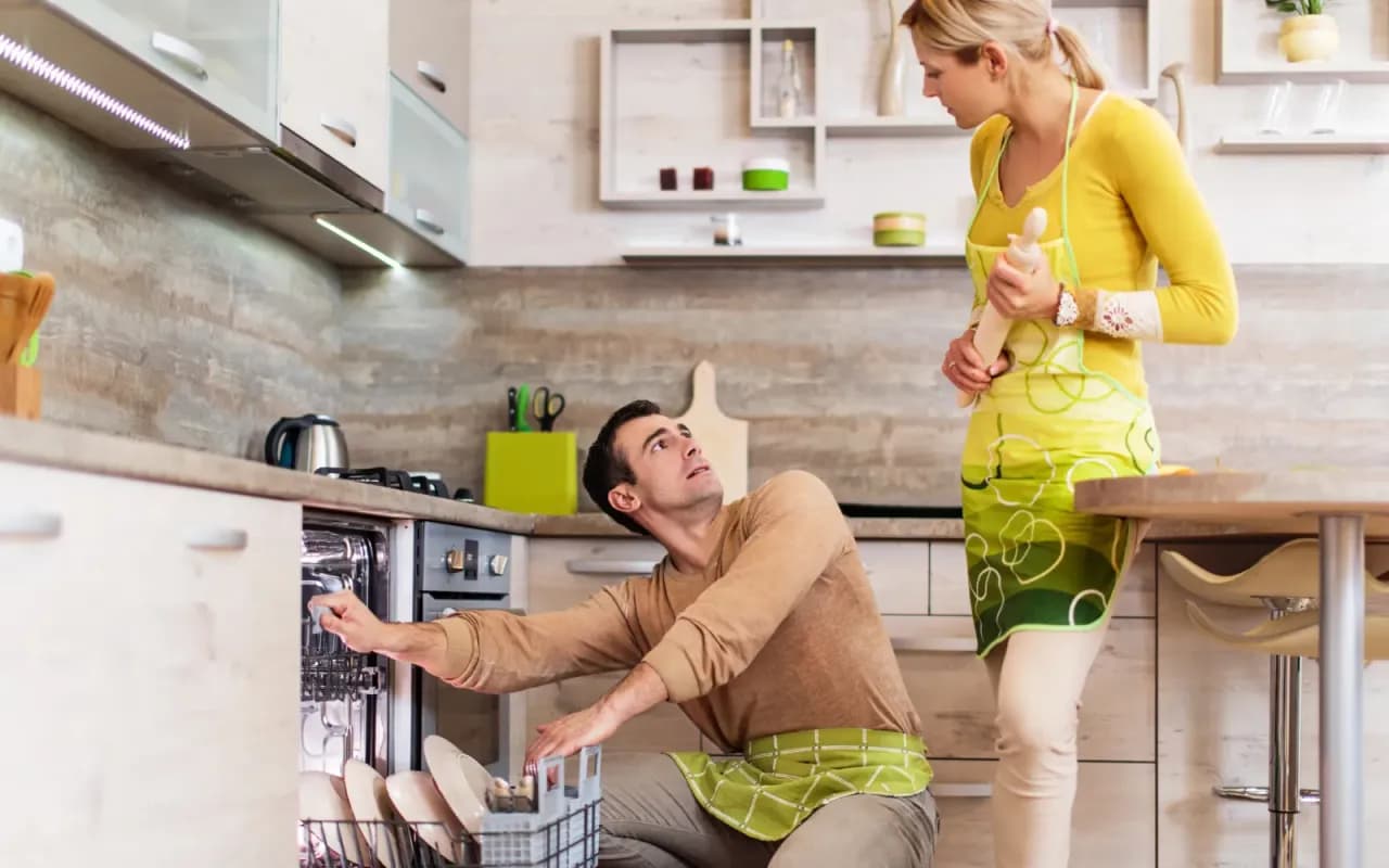 Idealna odległość między szafkami w kuchni - uniknij błędów w planowaniu