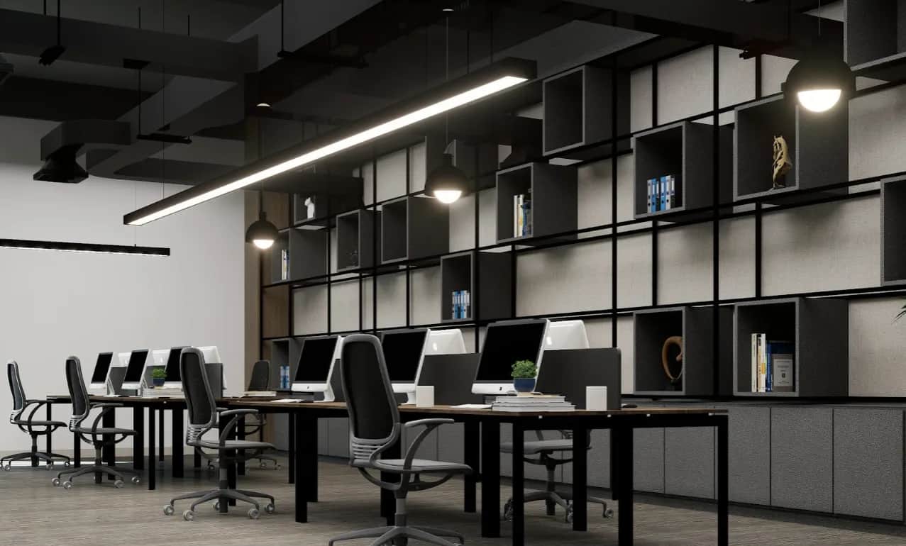 Regały biurowe – jak dobrać system przechowywania, który usprawni codzienną pracę?